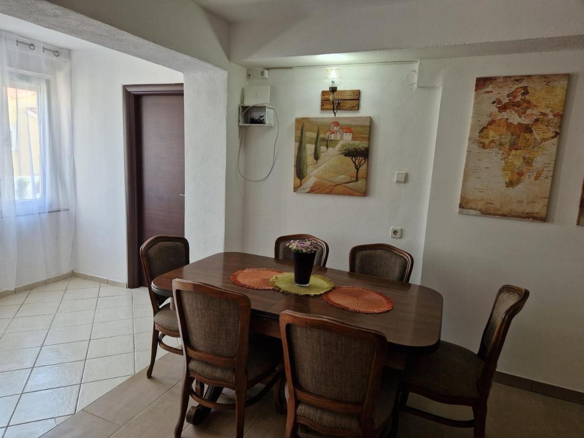 Apartmani Sidro Senj Senj  Værelse billede